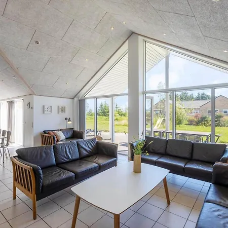 2002-romo-juvrevej-51b Dom wakacyjny *