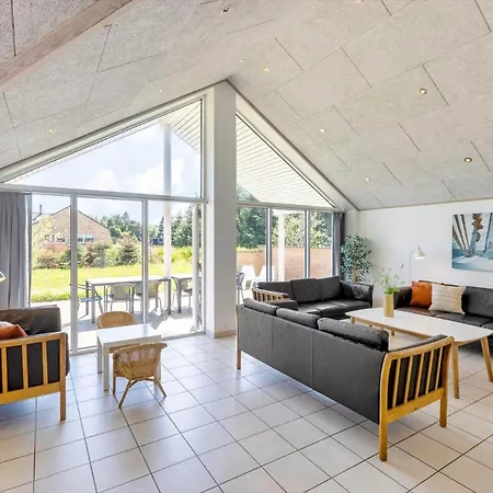 Dom wakacyjny 2002-romo-juvrevej-51b