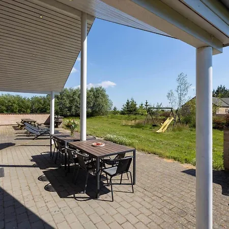 2002-romo-juvrevej-51b Dom wakacyjny